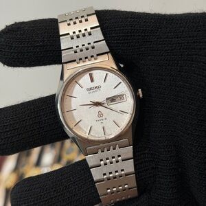 Vintage 1979 Seiko Type II 7123-8110 Men’s Watch
[Near Mint Condition]